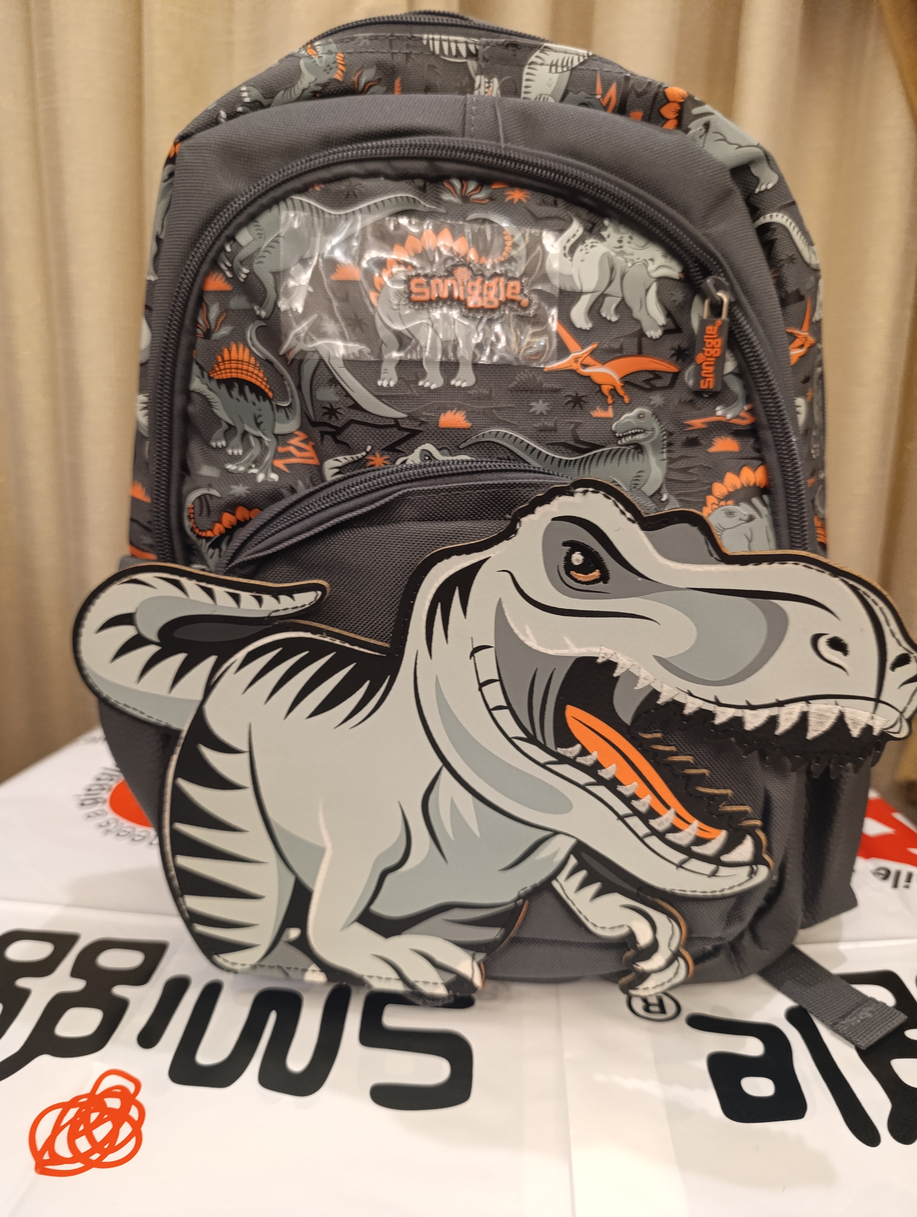 Dino jounir bag