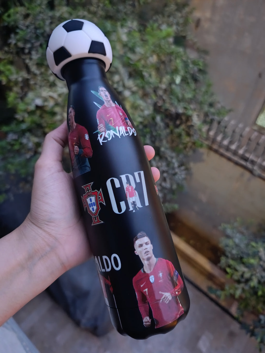Ronaldo water bottle