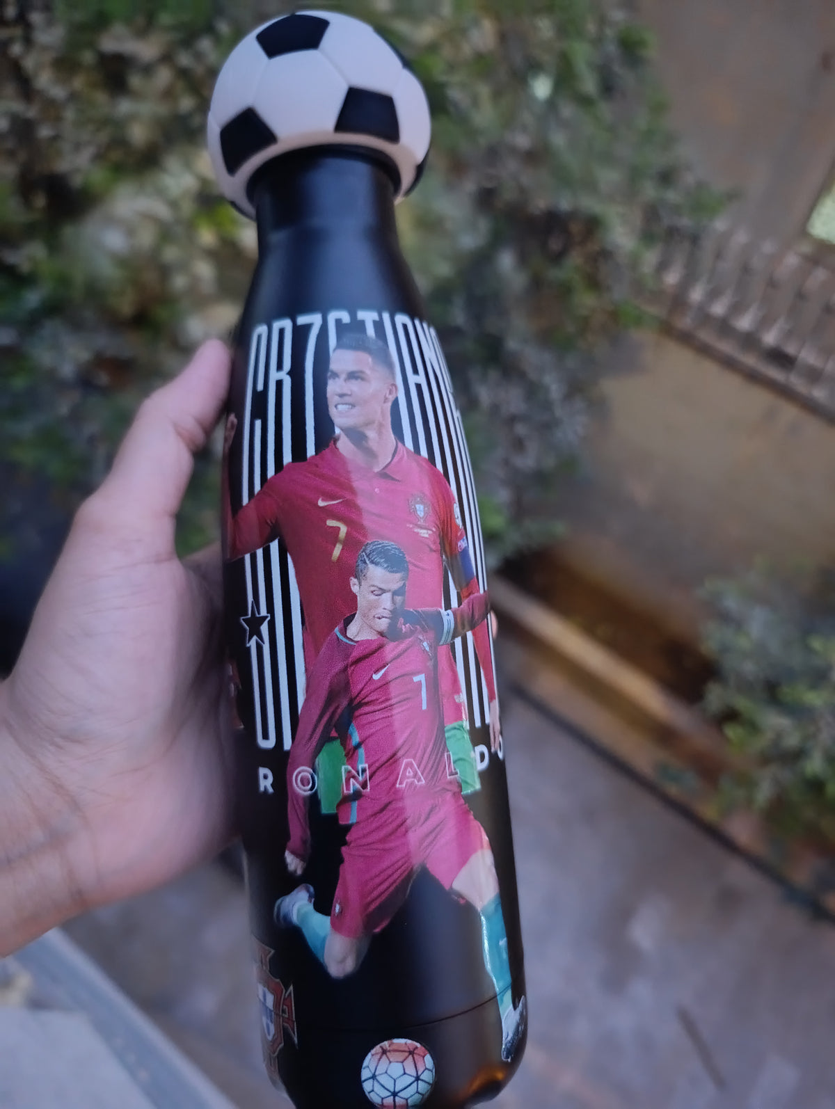 Ronaldo water bottle